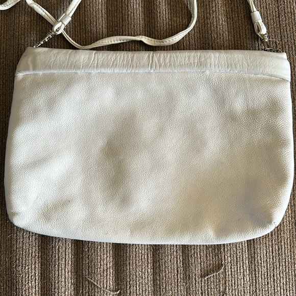 Jennifer Moore crossbody Vintage white cream ivory leather purse bag - Picture 2 of 9